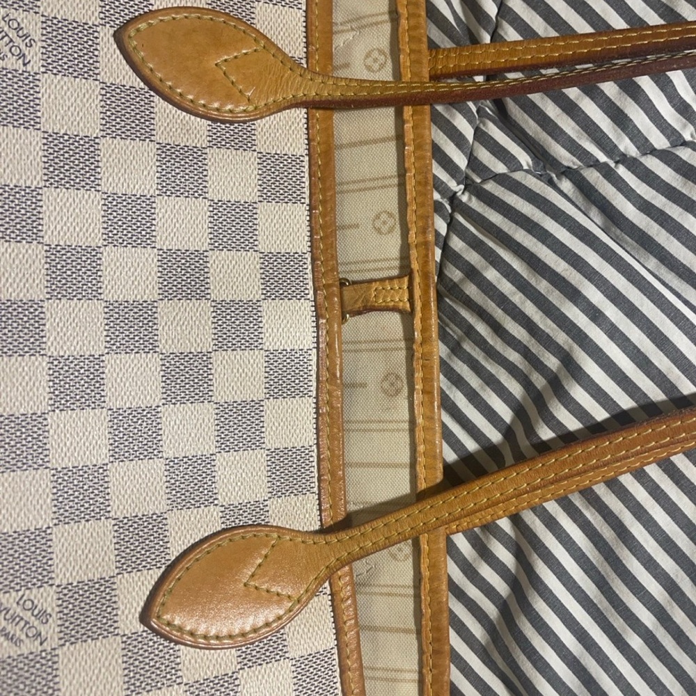 Louis Vuitton neverfull Gm size